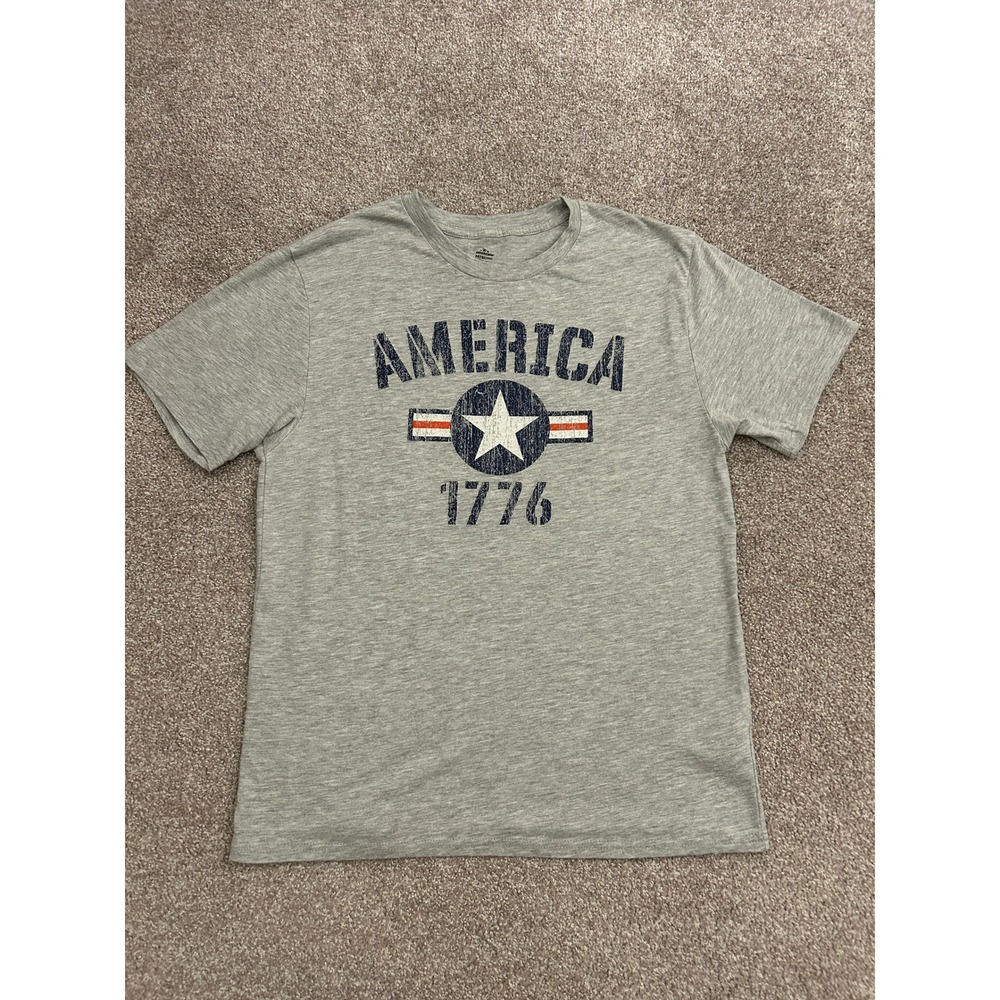 Way to Celebrate Patriotic Tee Mens Medium Gray Excellent America 1776 Graphic